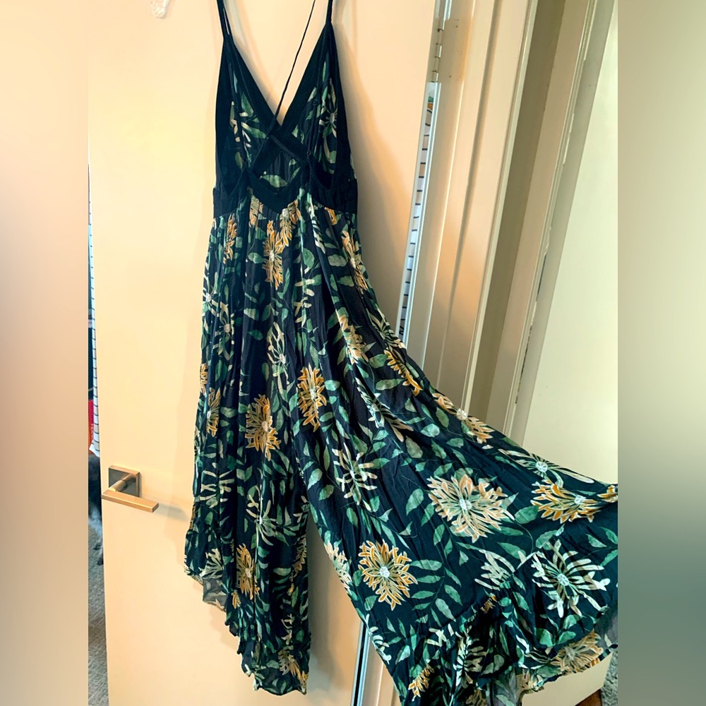 Urban Outfitters tropical print romper - Size Medium